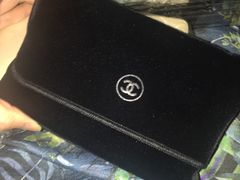 -CHANEL(戴高乐机场T 2E店)