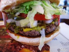 服务员叫它φ脖儿-FATBURGER 特富客汉堡(外交公寓店)