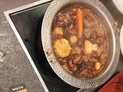 -牛YO寿喜烧·铁板烧和牛火锅自助(市府恒隆店)