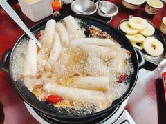 野生菌土鸡锅-蘑统田下·野生菌火锅