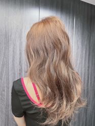 -PE SALON