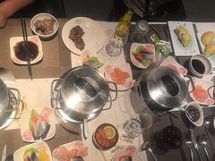 -领鲜活海鲜榴莲自助火锅(东门店)