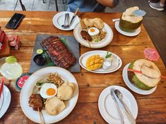 -Naughty Nuri’s Phuket