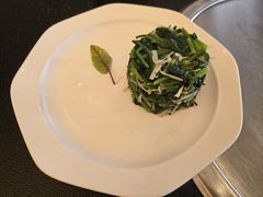 金菇拌菠菜-勺园中餐厅