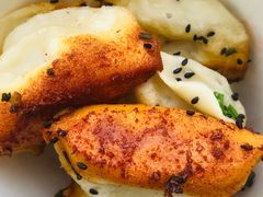 -香山胡记吴江路生煎(灵山路店)