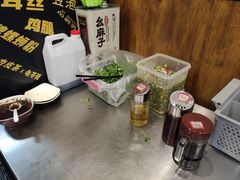 -螺小胖柳州螺蛳粉(钟楼总店)