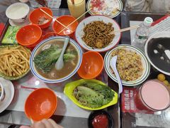 -黄师奶甜品店