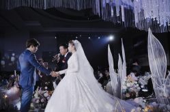 -南京宝娜嫁衣婚纱礼服馆(中央路店)