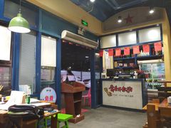 -两三事小郡肝串串香火锅(桂庙店)