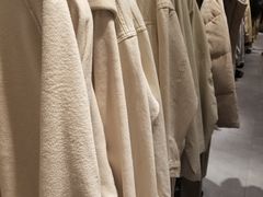 -URBAN REVIVO(七宝领展广场店)
