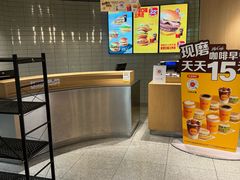 -麦当劳(徐汇漕溪北路百脑汇店)