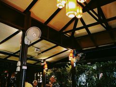 -Dash Teak House