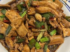 -三湘四水正宗湘菜(君峰路店)