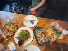 -百好乐宠物友好餐厅(朝外大街店)
