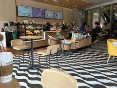 -星巴克臻选(莘庄仲盛店)