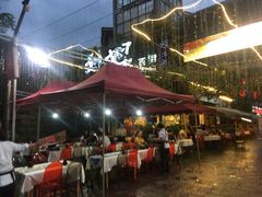 -刘姐啤酒鱼民族演艺餐厅(西街总店)
