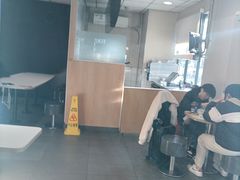 -麦当劳(湖光北街店)