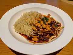 -荣小馆(椒江青悦城店)