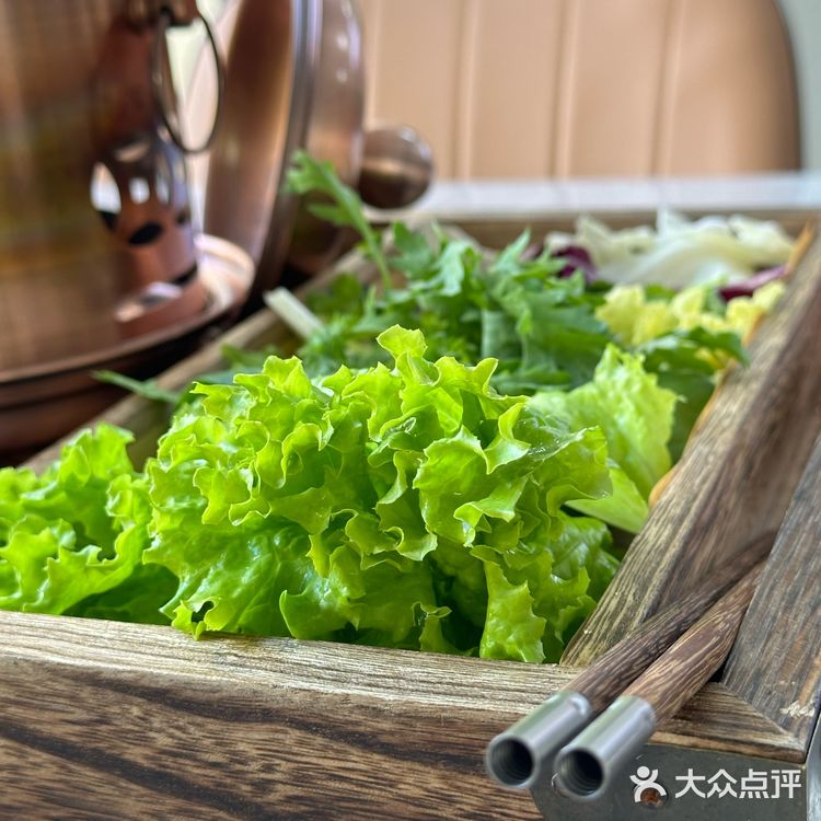 这是哈尔滨一家以养生为主的膳食小火锅！！！