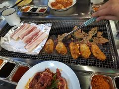 -马路牙子烧烤音乐酒馆(望京店)