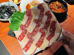 -山之屋炭火烧肉·生啤畅饮(大朗万科中央公园店)