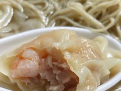 鲜虾云吞面-小梁哥云吞面(黄贝岭店)
