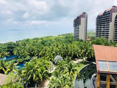 -三亚湾海居铂尔曼度假酒店