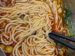 -魔都三兄弟酸辣粉·蘸卤炸串(虹桥万科店)