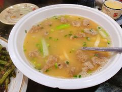 豆汤炖酥肉-老幺泉水鸡