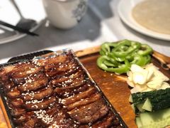 手工煎饼配烤肉-玉玲珑(陆家嘴店)