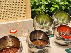 -翟辉冬瓜盅火锅(南村万博店)