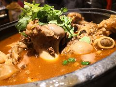 精品砂锅羊棒骨-百味源炭火烤翅 ·夜市大排档(酒仙桥店)