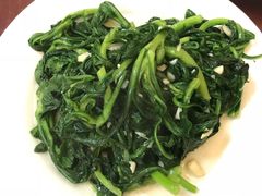 -余杨鸭鸭餐厅