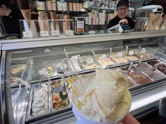 -Gelateria Dondoli