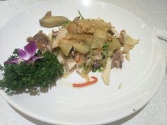 -龙悦湾酒家·八阵鱼生·渔人码头店