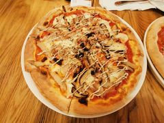 -城市大道红炉披萨烘焙坊