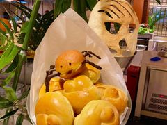 -东西风牛排馆周末烧烤自助(首都机场希尔顿店)
