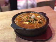 -囍筷乐喜辣屋小鸡小鱼石锅煲(万达店)