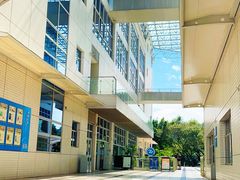 -南山图书馆(常兴路店)