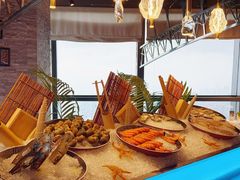 -锦厨国际自助餐厅 · 云端景观 (昆明索菲特大酒店)