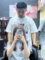 -藤野造型专业烫染接发