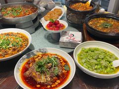 -万重锦·人文川菜馆(骡马市店)