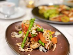 -théATRE茶聚场·餐厅(环球金融中心店)