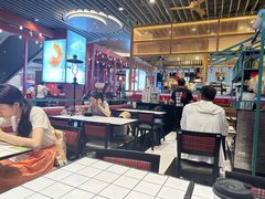 -肥汁米蘭香港米线(长宁来福士店)