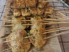 -顶峰夜宴·龙虾烧烤大排档(九江学院店)