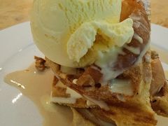 烤苹果华夫饼-Moka Bros 摩卡站(西单大悦城店)