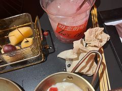 -何师烧烤Pro ·江湖川菜·小龙虾·精酿啤酒(太古里旗舰店)