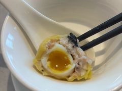 流心春蛋烧麦（内含鹌鹑蛋）-陶兰居·香港饭店·海鲜大排档(圆融时代广场店)