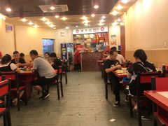 大堂-朱氏胖子烂火锅(洪崖洞店)