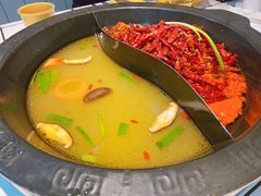 -巴卤社老火锅(财富店)
